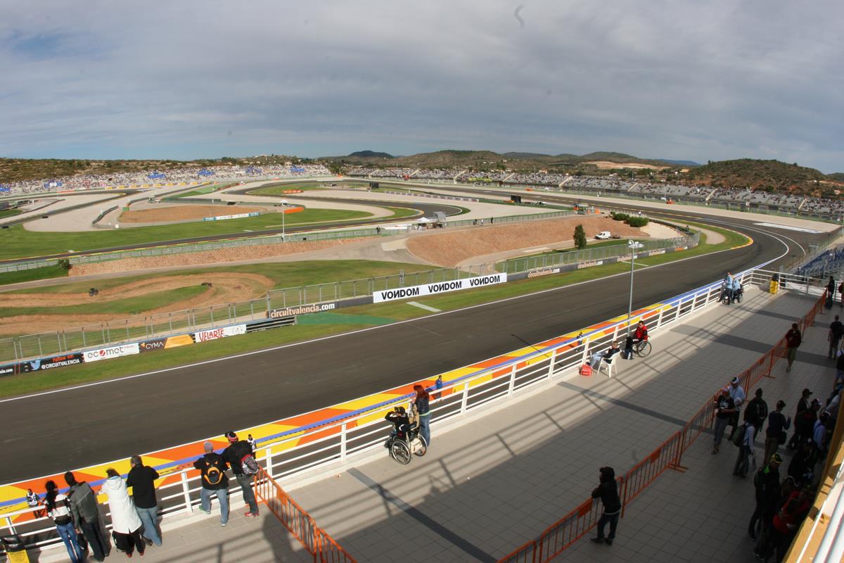 Tribuna Boxes