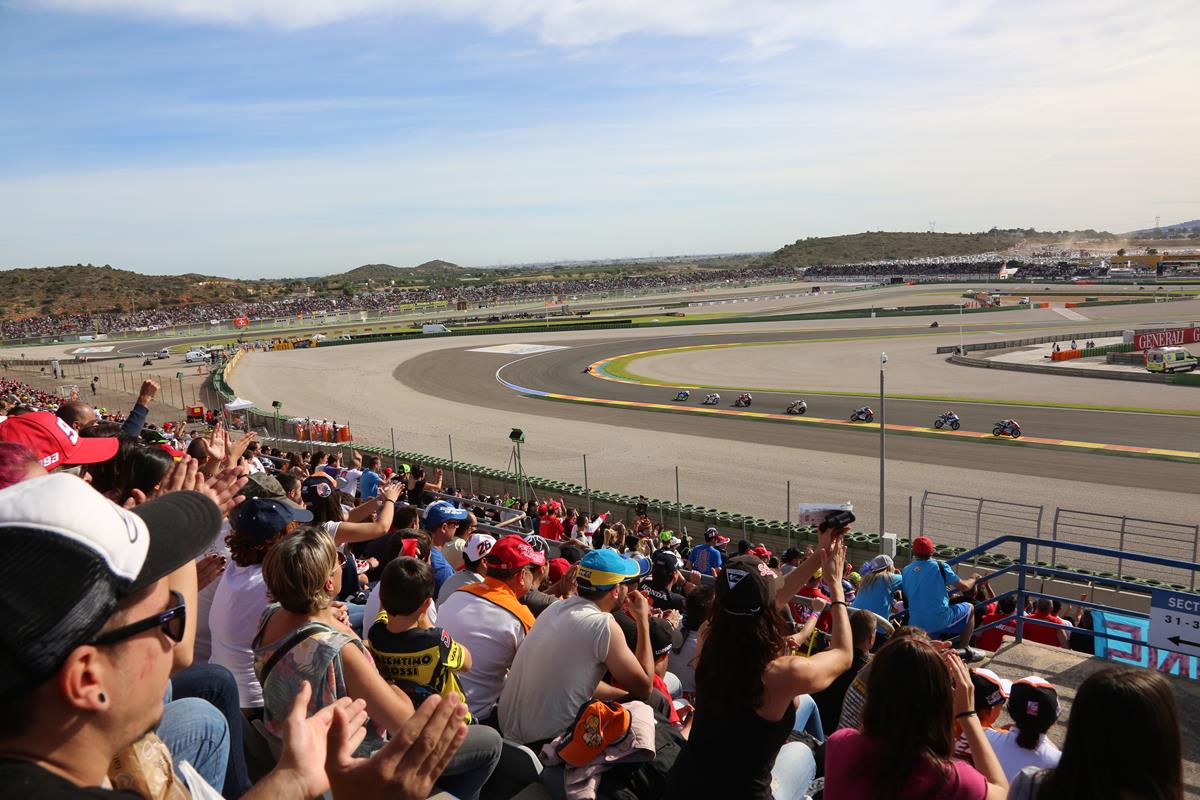 Tribuna Azul Inferior